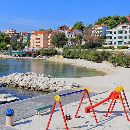 Apartmani Ines مارينا المظهر الخارجي الصورة