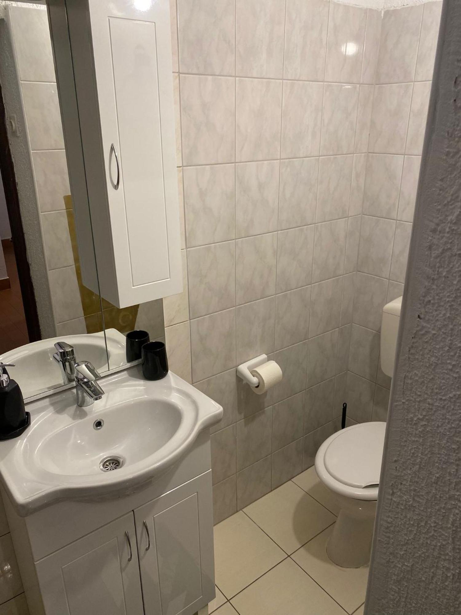 Apartmani Ines مارينا المظهر الخارجي الصورة
